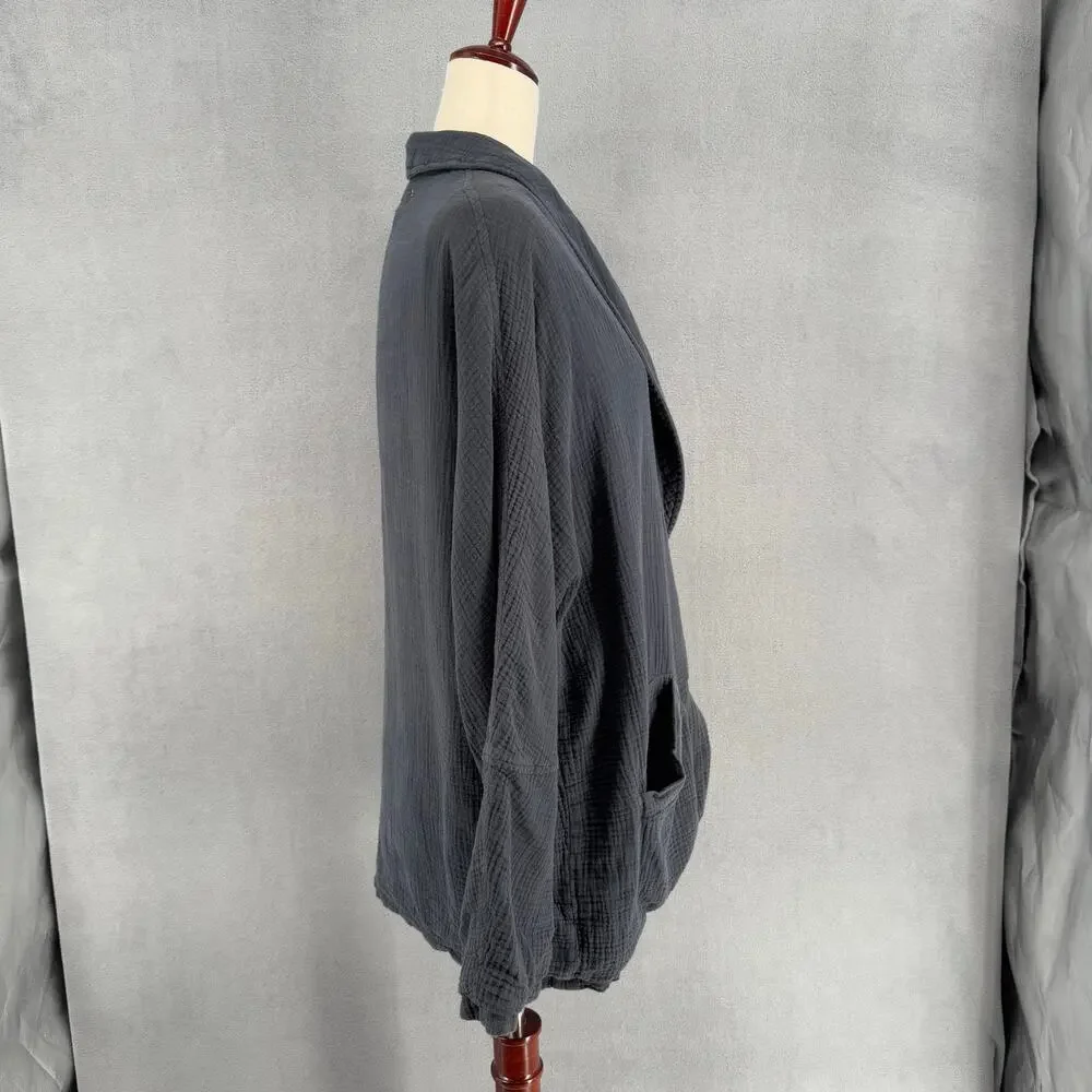 Free People Slouchy Button Front Dolman Cardigan Blazer Small‎ Crinkle Cotton
